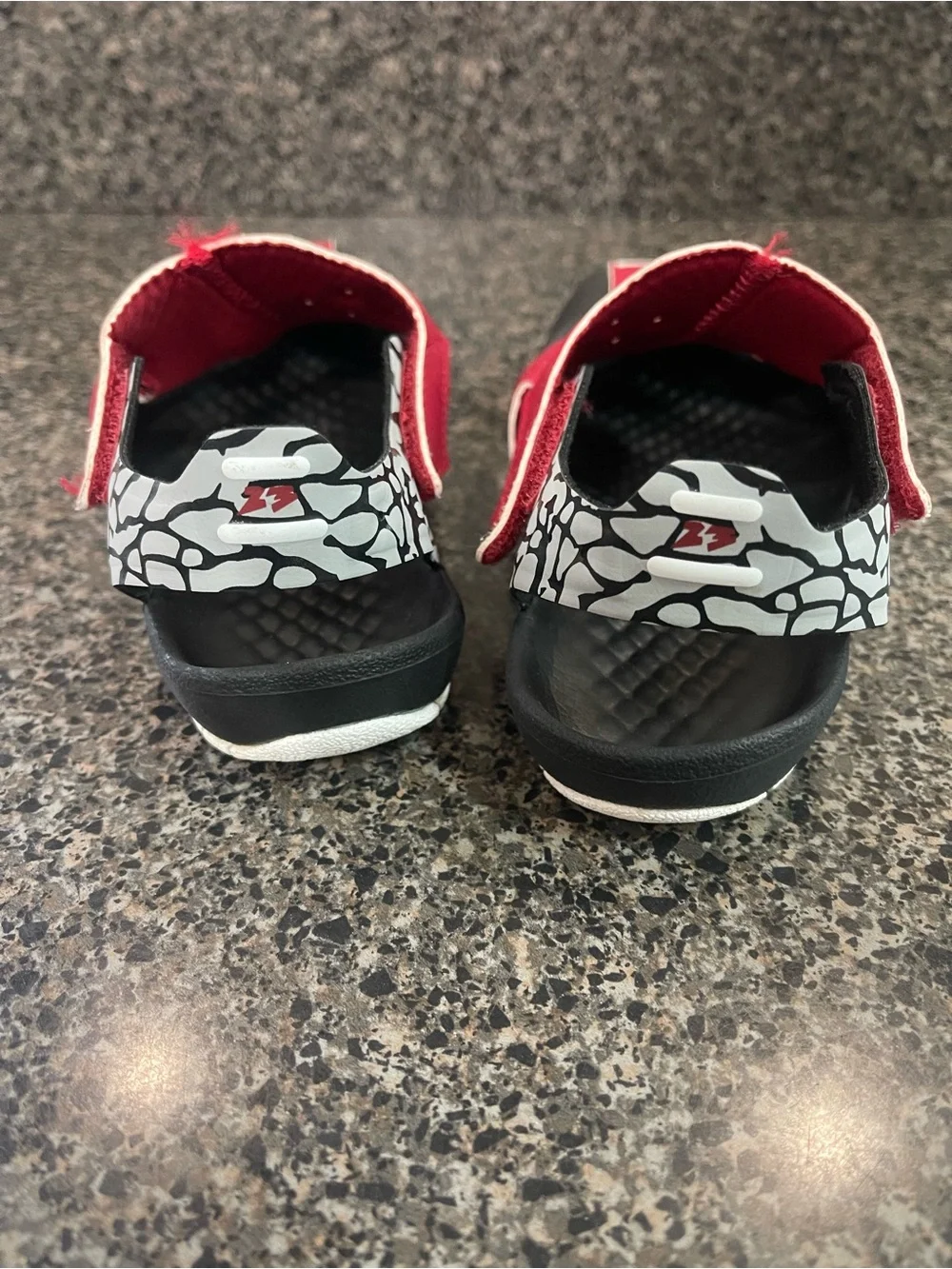 JORDAN FLARE SANDAL TD 'GIRAFFE' Toddler Shoes Size 9C